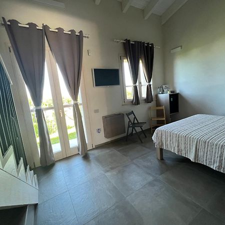 Alelca Domo Bed & Breakfast Buggerru Exterior foto