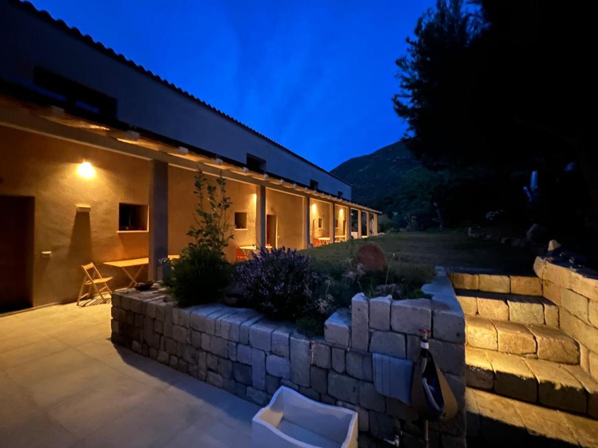 Alelca Domo Bed & Breakfast Buggerru Exterior foto