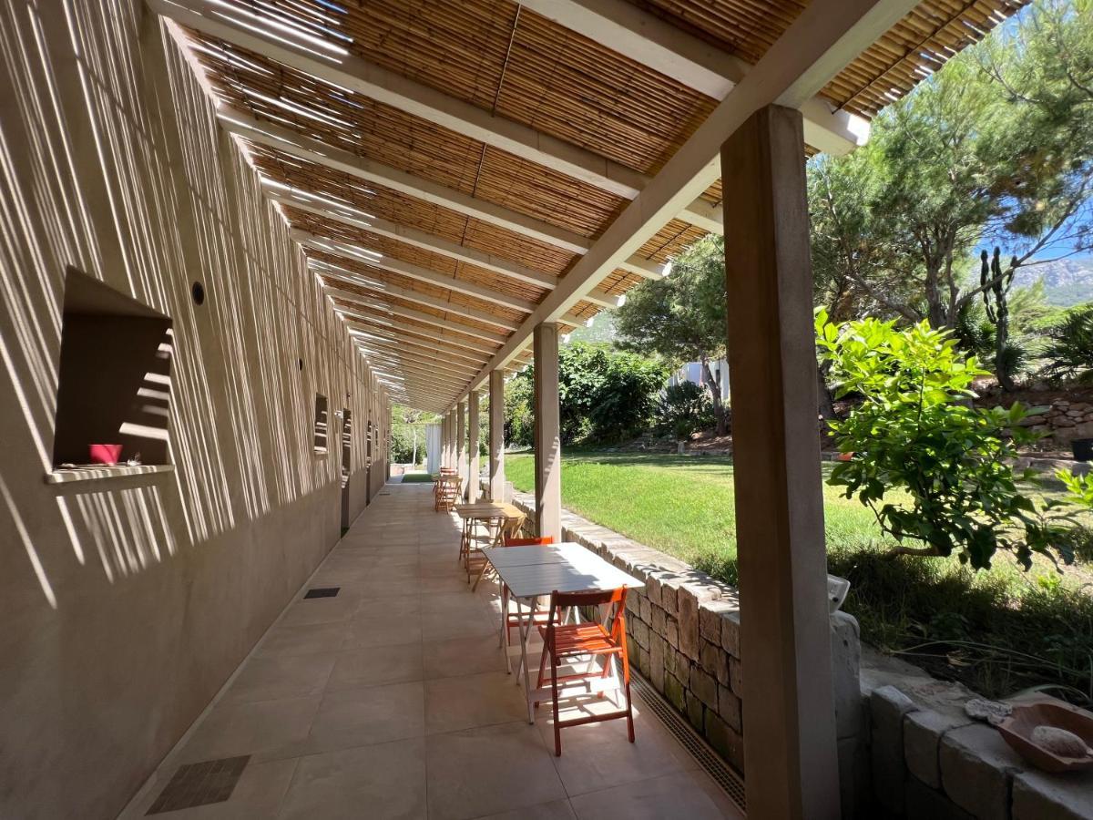 Alelca Domo Bed & Breakfast Buggerru Exterior foto